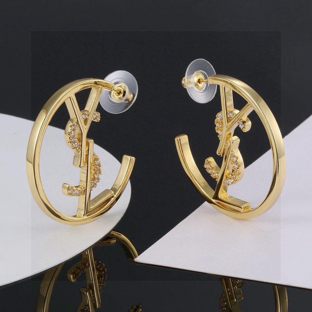 Hoop Stud Earrings in Polished Metal-Tone – Design 001 detail view