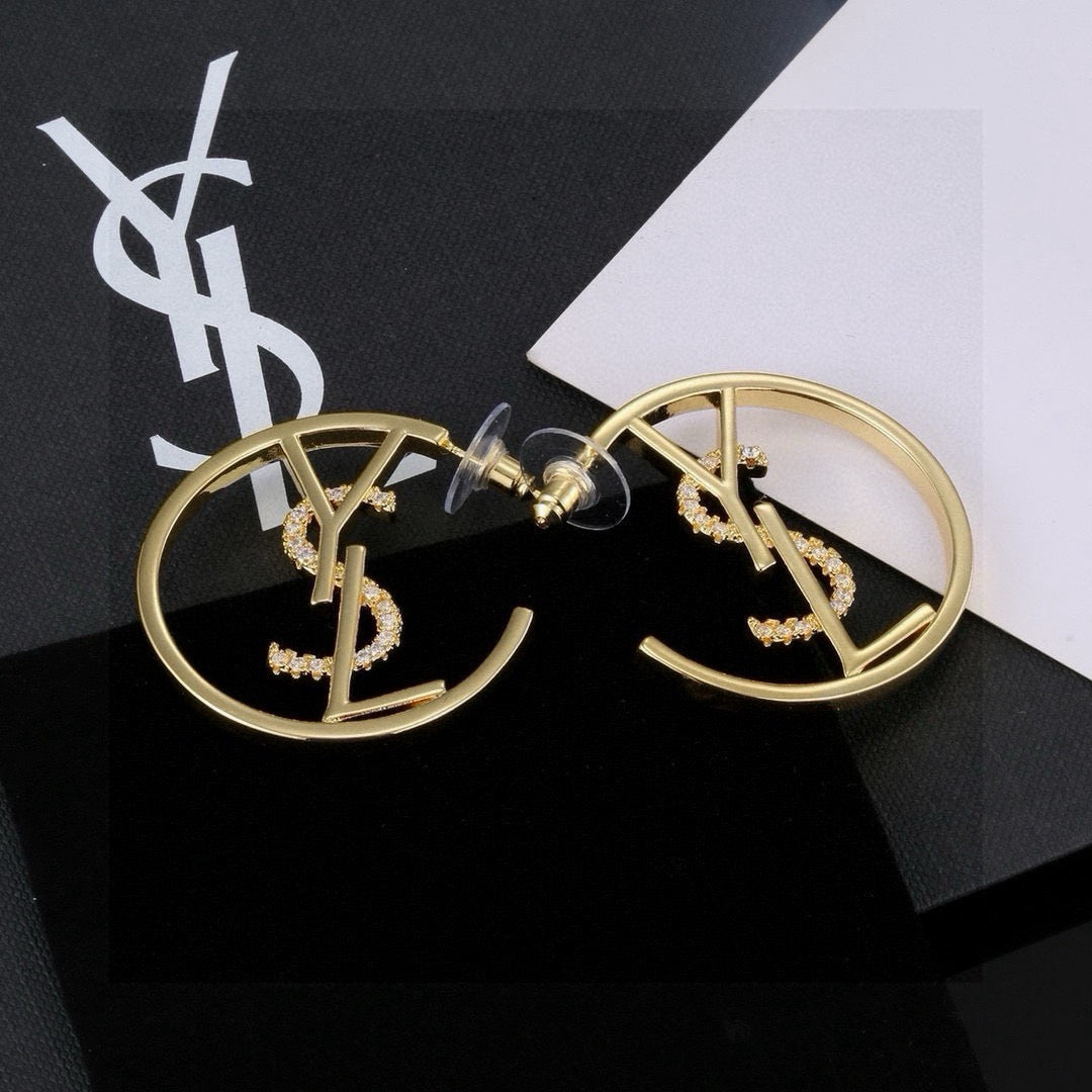 Hoop Stud Earrings in Polished Metal-Tone – Design 002 side detail