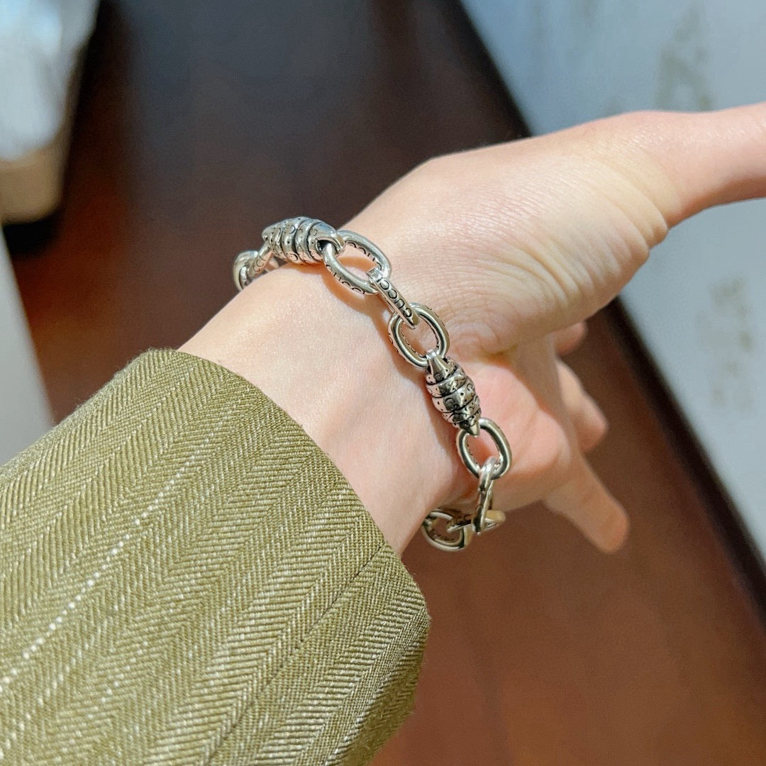 Floral Bracelet in Polished Metal-Tone – Design 016 side detail
