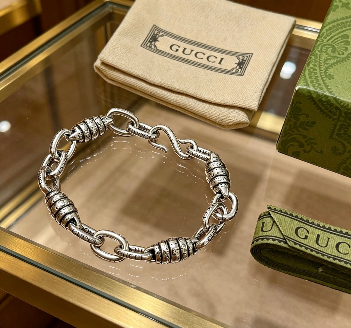 Floral Bracelet in Polished Metal-Tone – Design 016 front product view