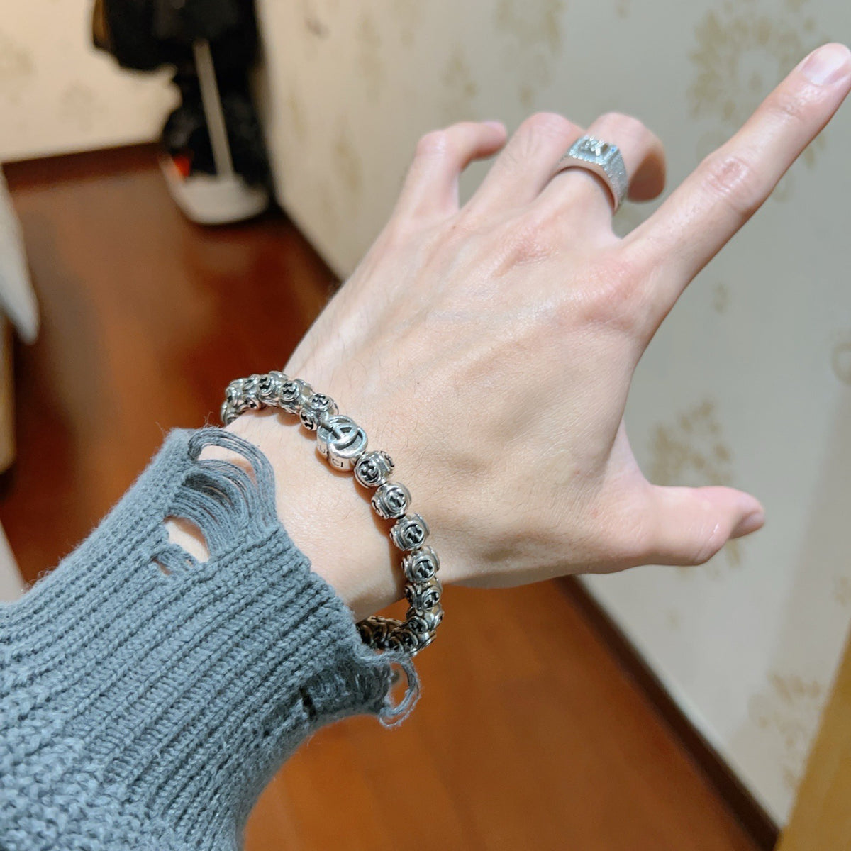 Double-G Emblem Bracelet in Polished Metal-Tone – Design 019 main product view