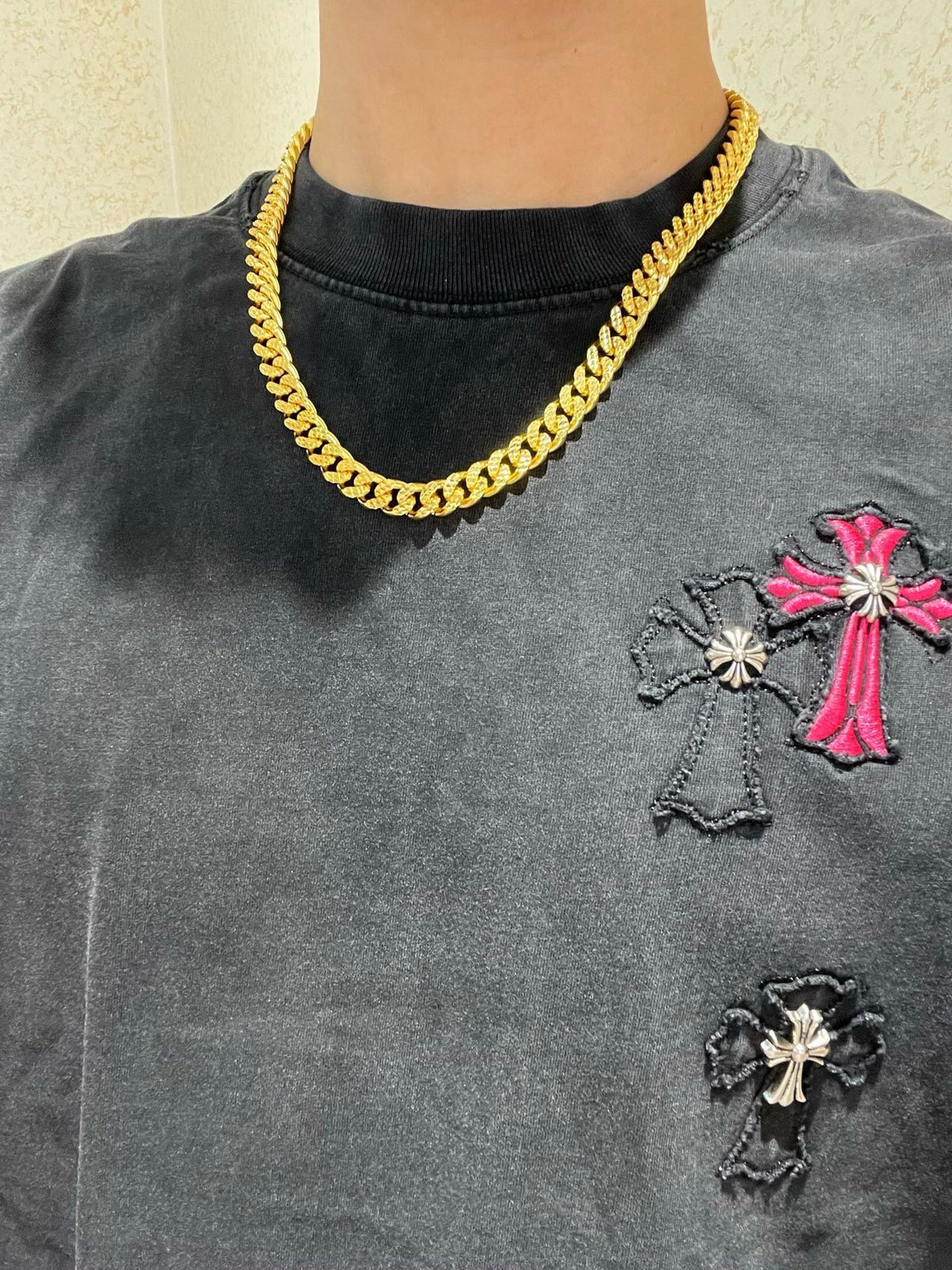 Double-G Emblem Pendant Necklace in Polished Metal-Tone – Design 152 styled product view
