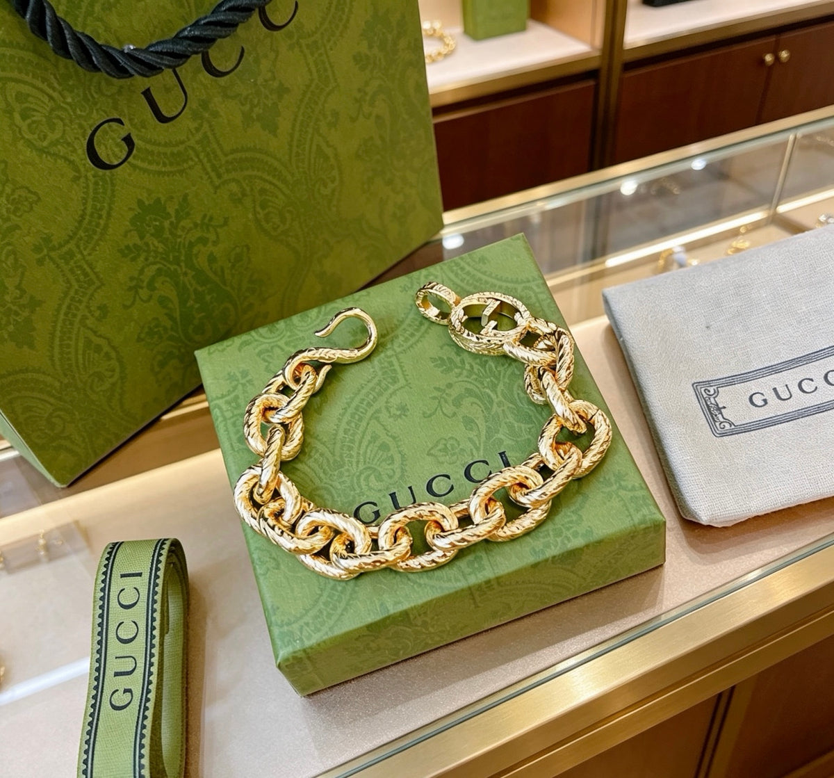 Geometric Emblem Bracelet in Gold-Tone – Design 004 detail view