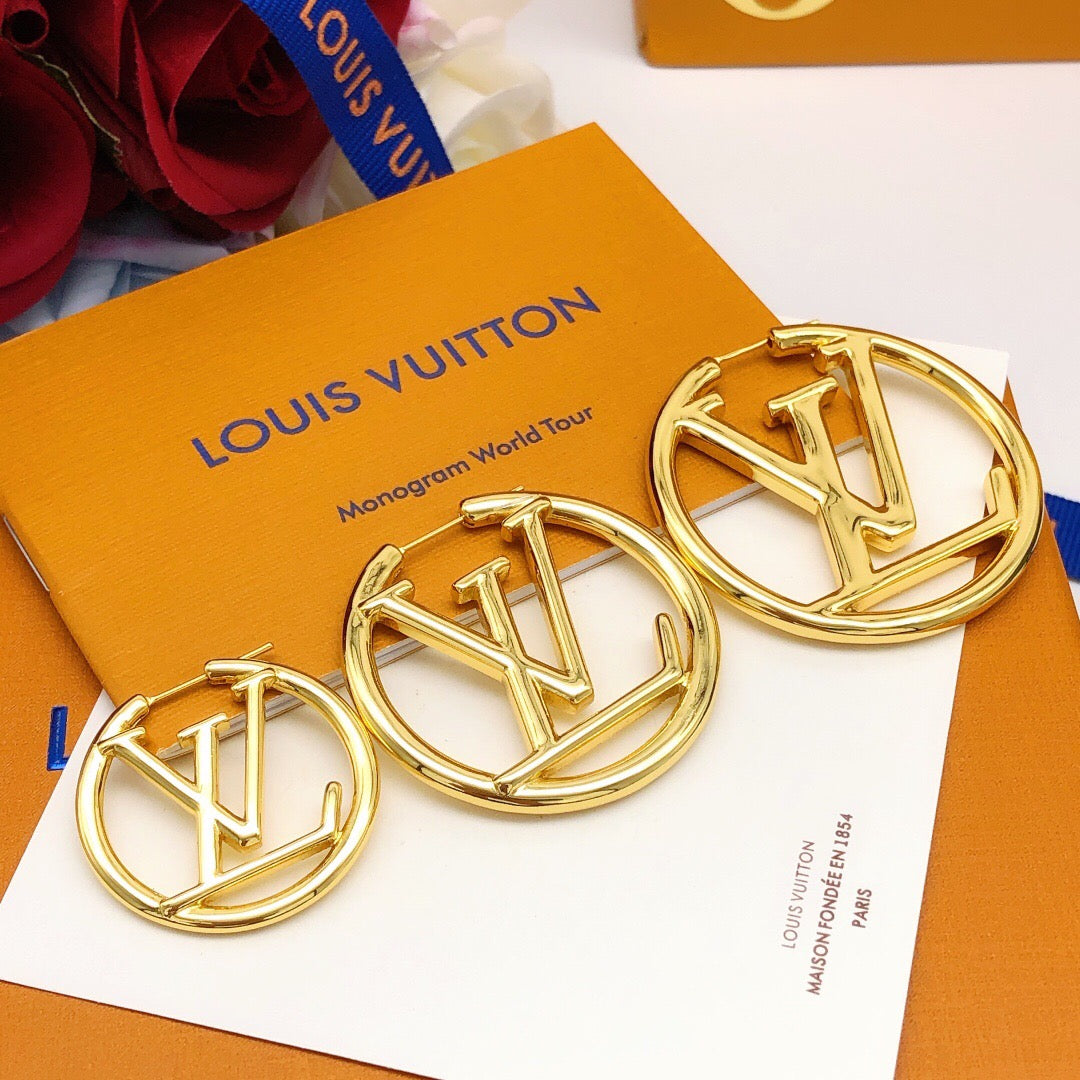 Round Statement Earrings in Gold-Tone – Design 008 detail view