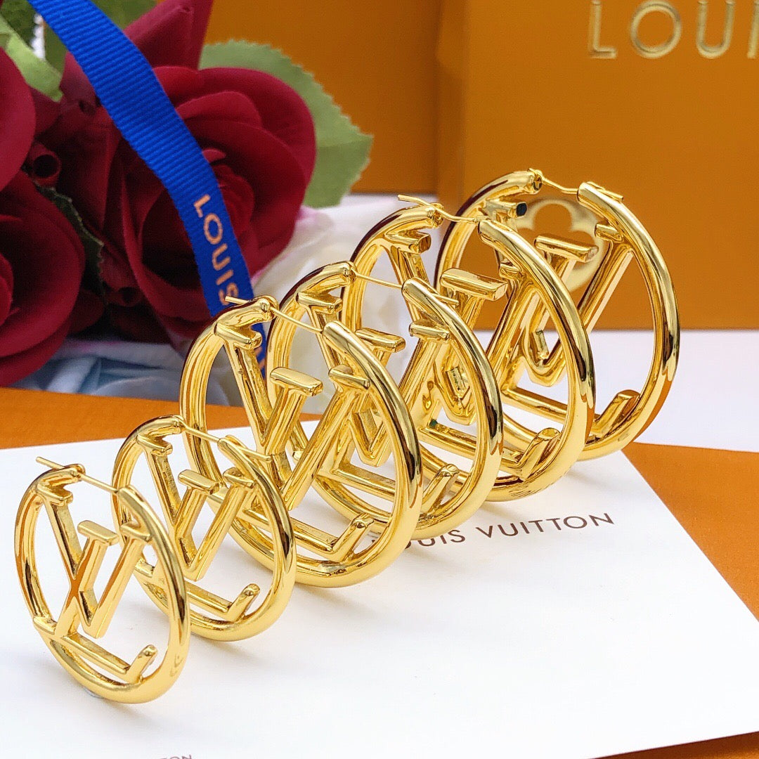 Round Statement Earrings in Gold-Tone – Design 008 side detail
