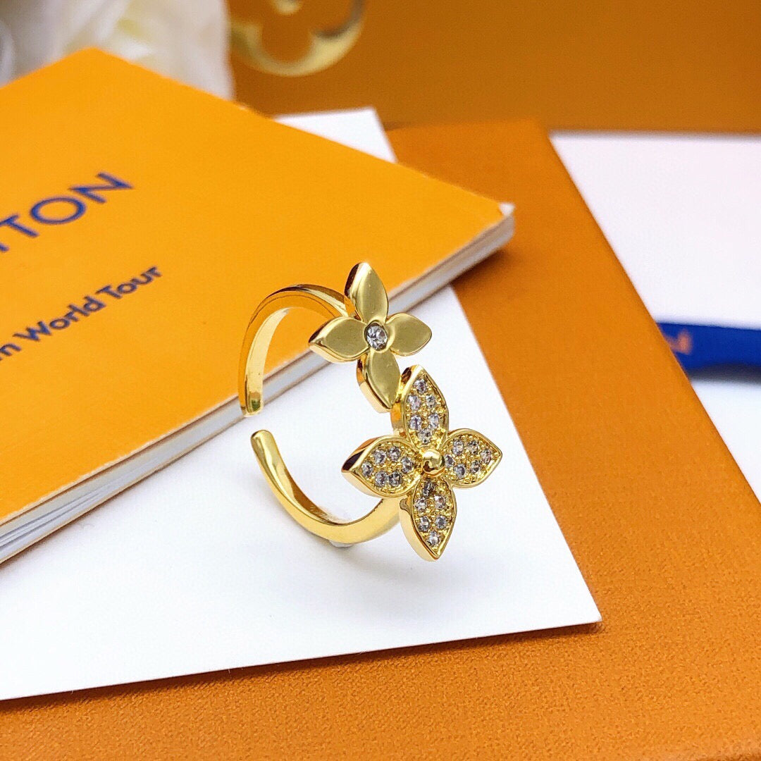 Geometric Emblem Statement Ring in Gold-Tone – Design 007 main product view