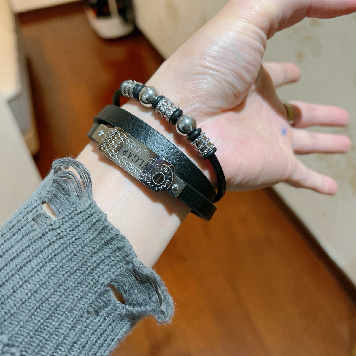 Braided Braided Bracelet in Silver-Tone – Design 003 side detail