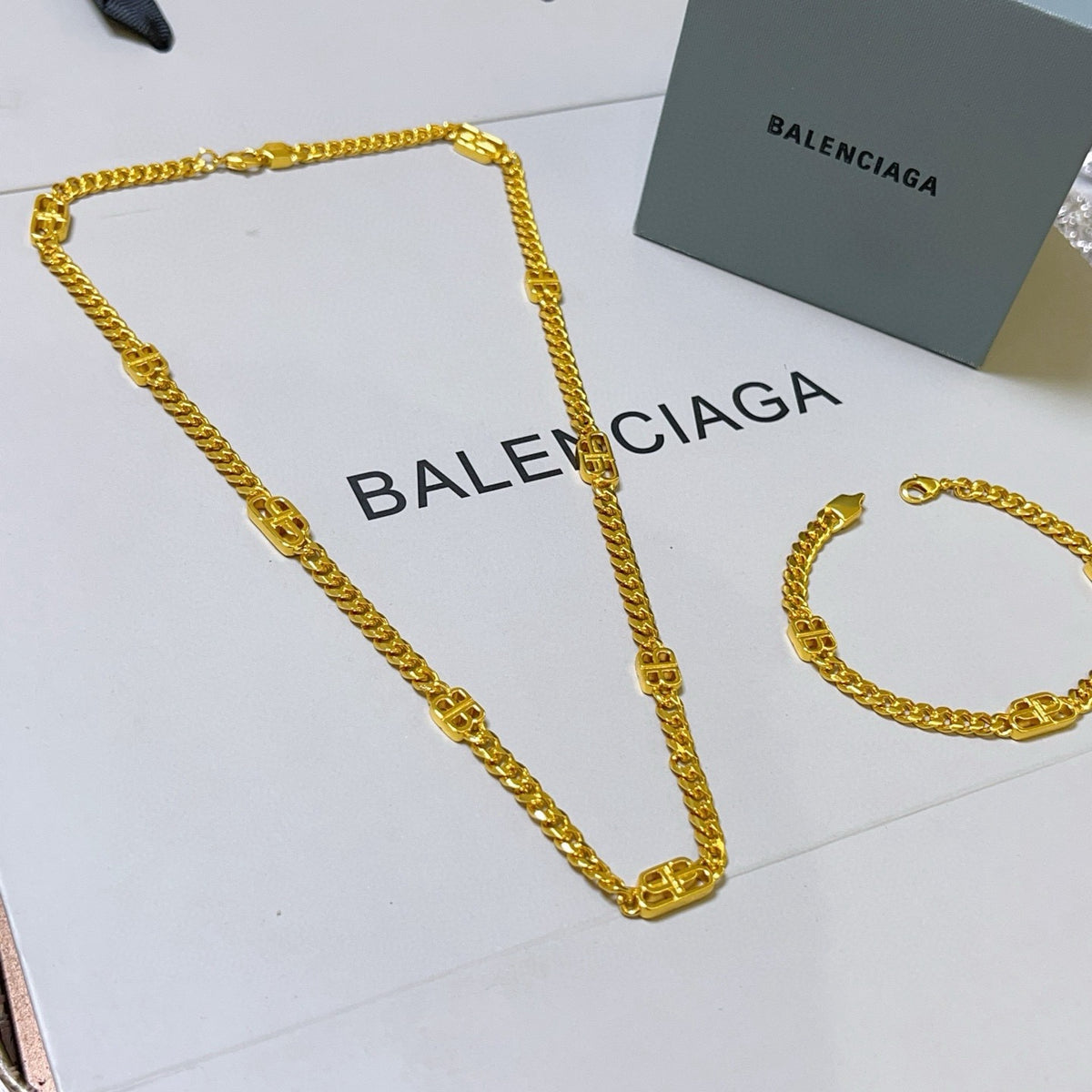 Geometric Emblem Bracelet in Polished Metal-Tone – Design 039 front product view