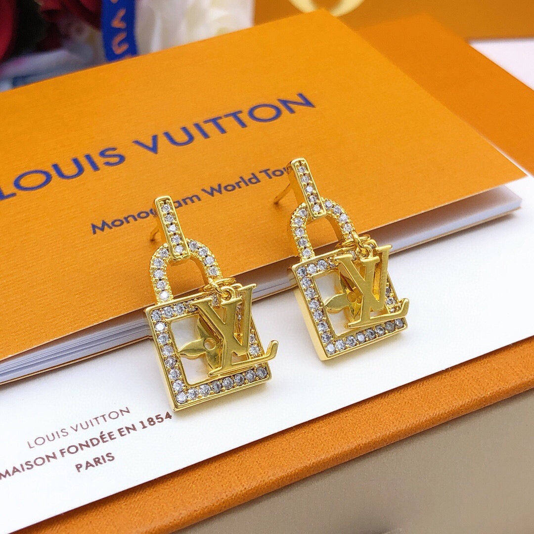 Lock Fashion Accessory styled product view
