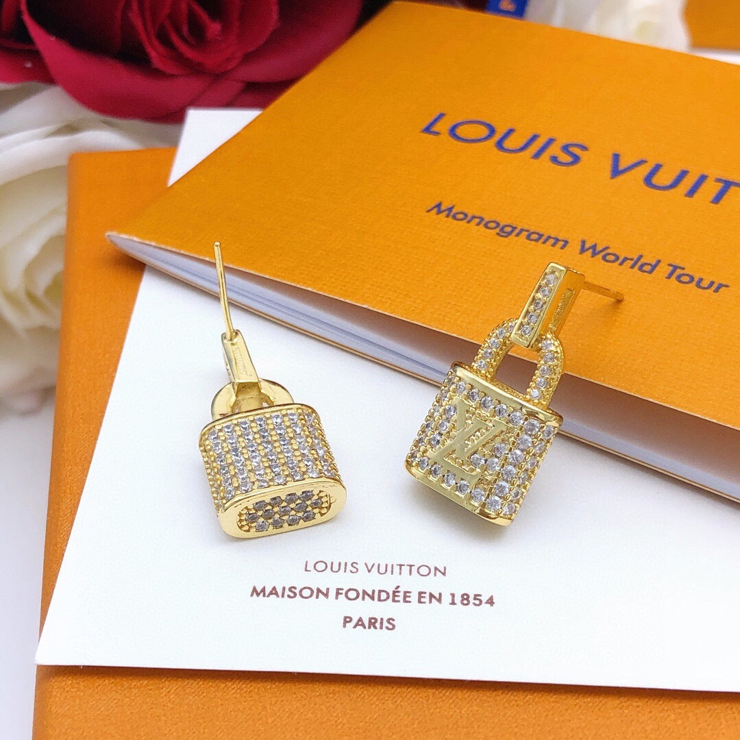 Lock Stud Earrings in Gold-Tone – Design 003 close-up detail