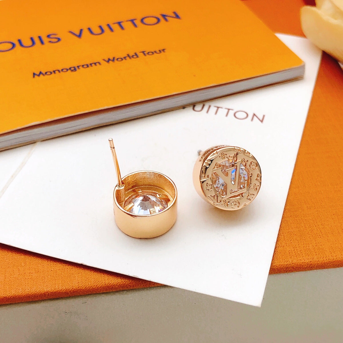 Round Stud Earrings in Rose-Gold-Tone – Rose Gold Detail front product view