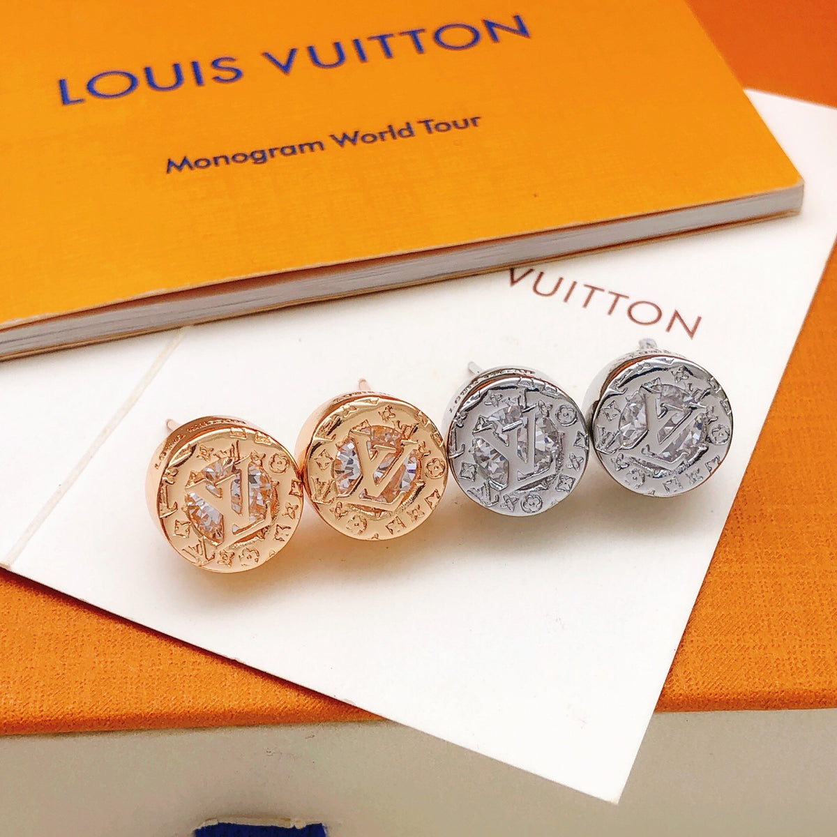 Round Stud Earrings in Rose-Gold-Tone – Rose Gold Detail close-up detail
