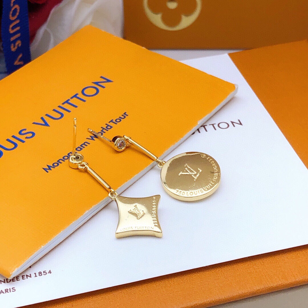 Geometric Emblem Stud Earrings in Gold-Tone – Design 019 detail view