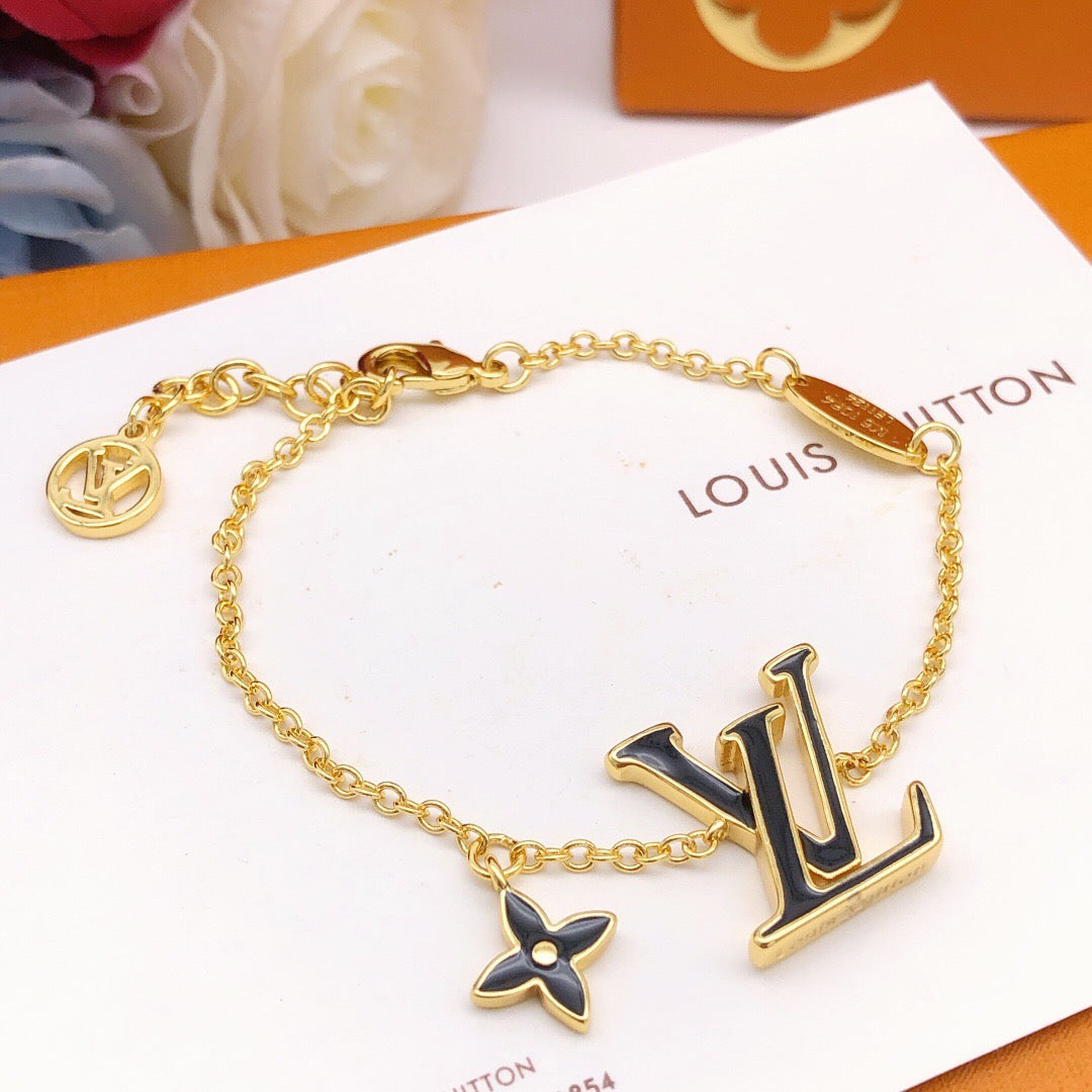 Geometric Emblem Bracelet in Gold-Tone – Black Detail – Design 003 side detail