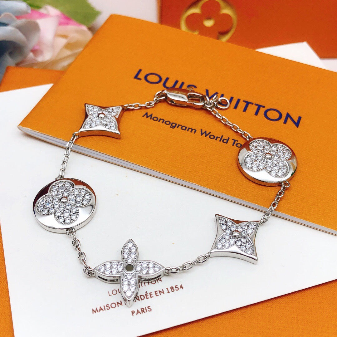 Geometric Emblem Bracelet in Silver-Tone – Silver Detail – Design 015 front product view