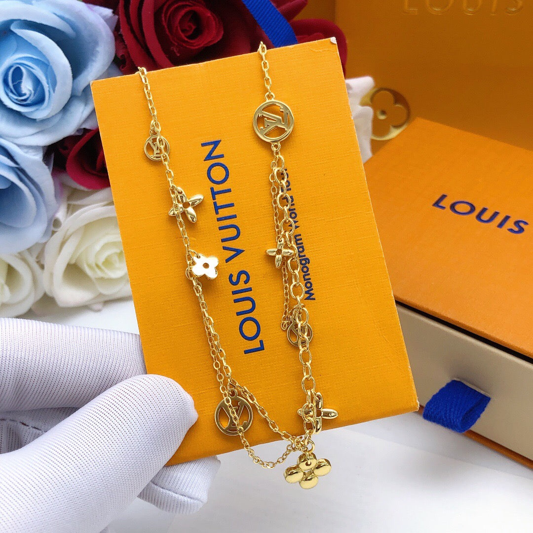 Floral Bracelet in Gold-Tone – Design 009 main product view