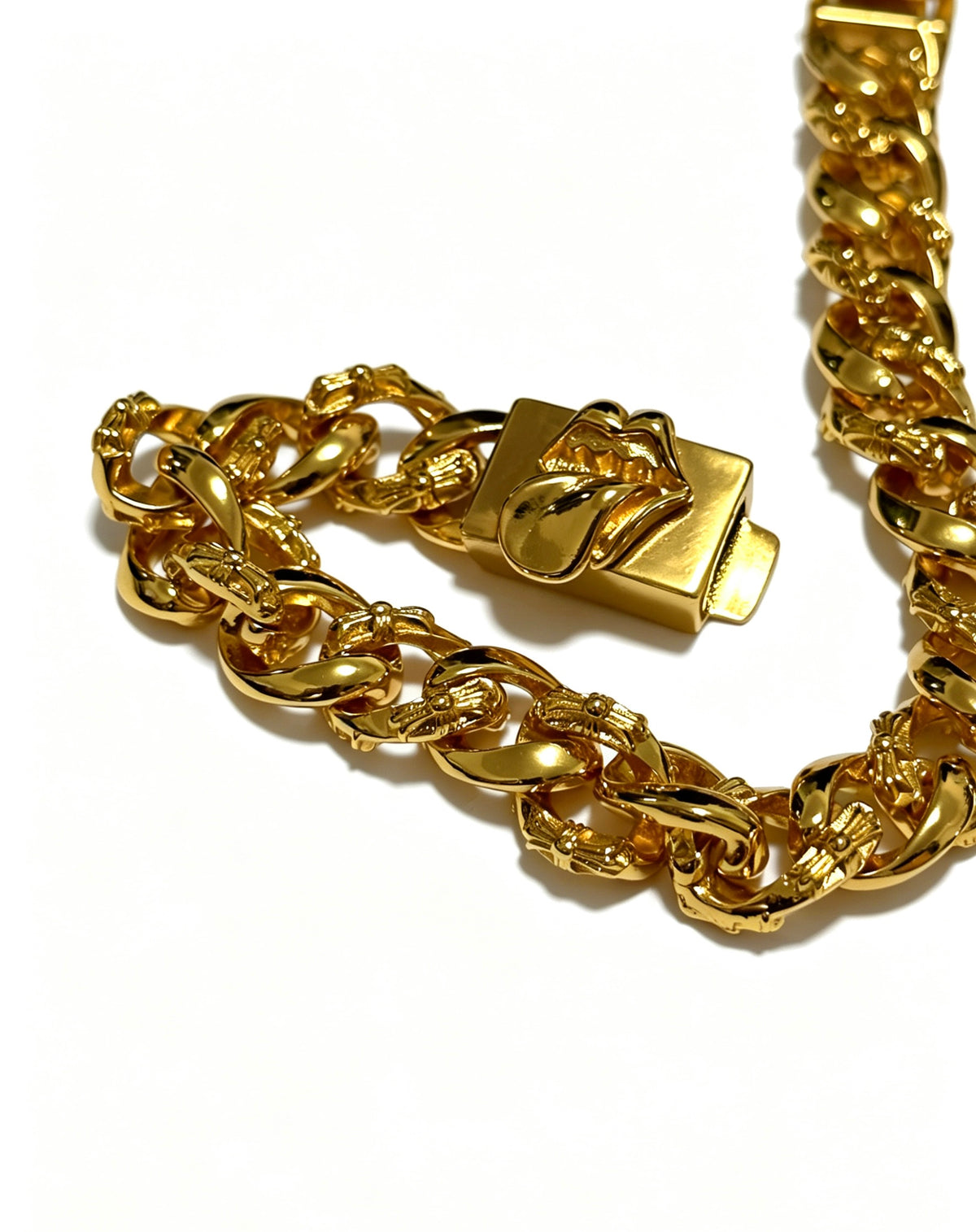 Cross Cuban-Link Bracelet in Antique Silver-Tone – Cuban Link – Design 03 styled product view