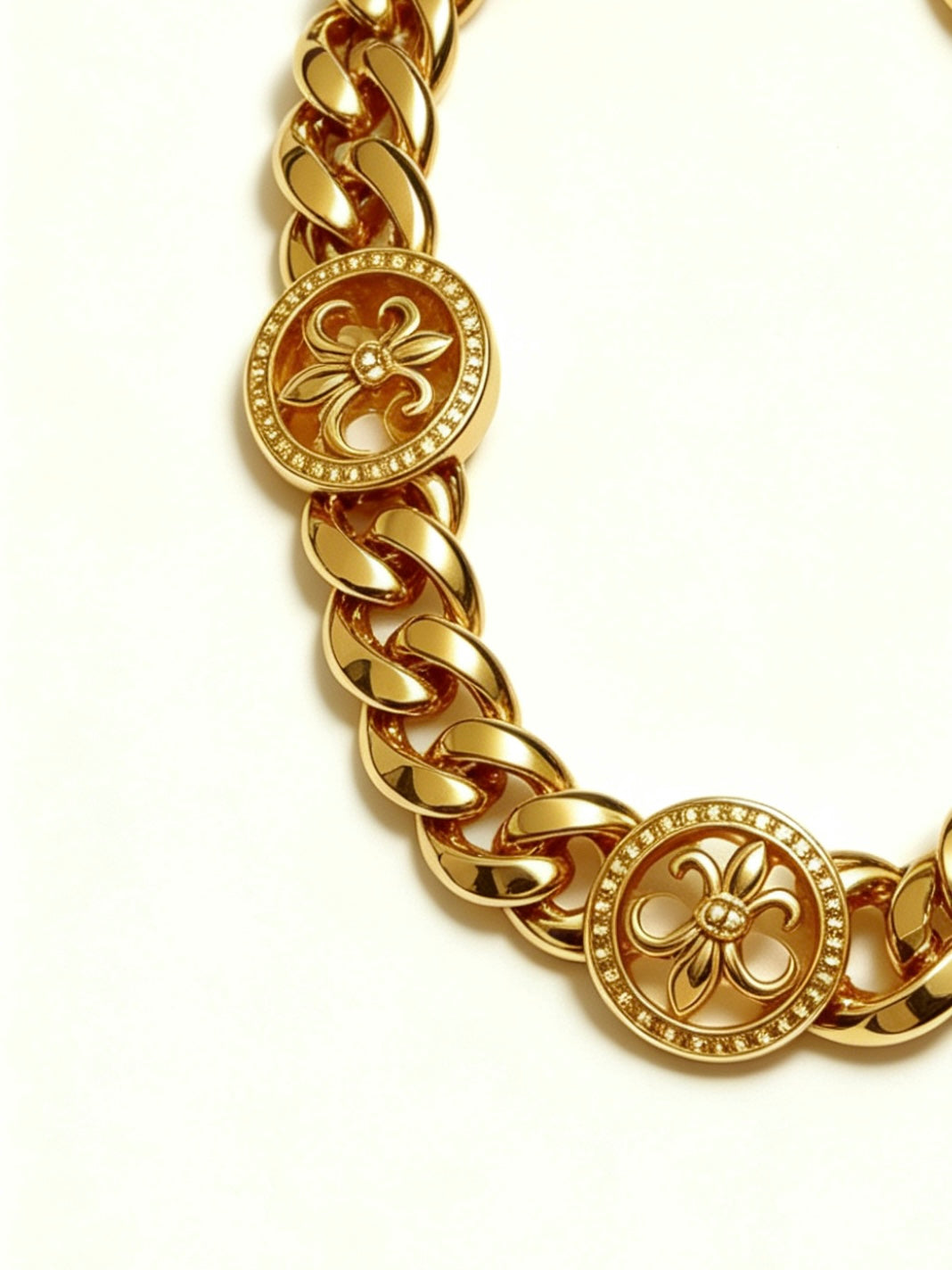 Cross Cuban-Link Bracelet in Antique Silver-Tone – Cuban Link – Design 15 detail view