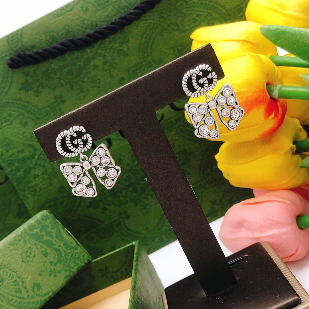 Double-G Emblem Statement Earrings in Silver-Tone – Design 001 main product view