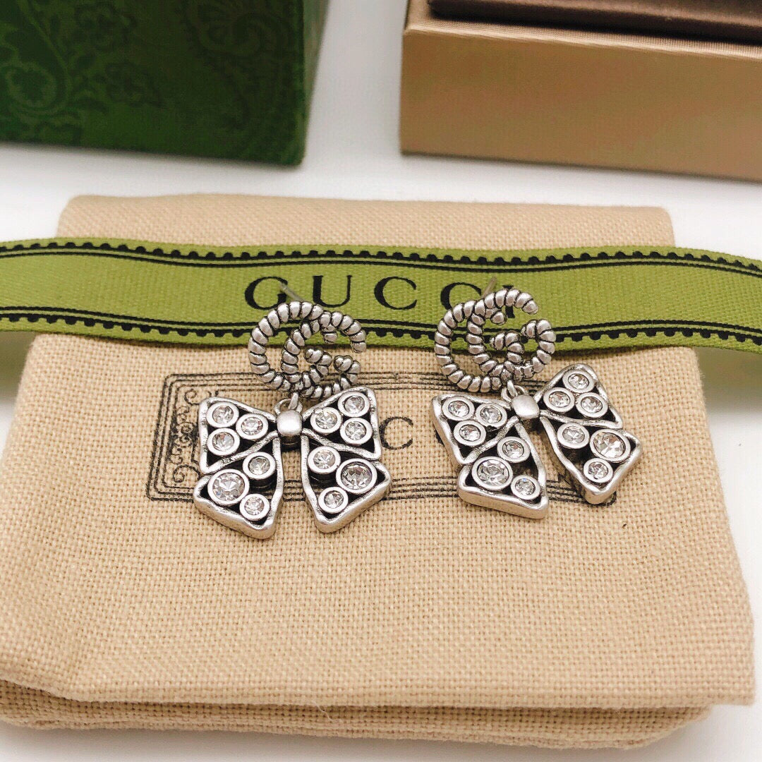 Double-G Emblem Statement Earrings in Silver-Tone – Design 001 front product view
