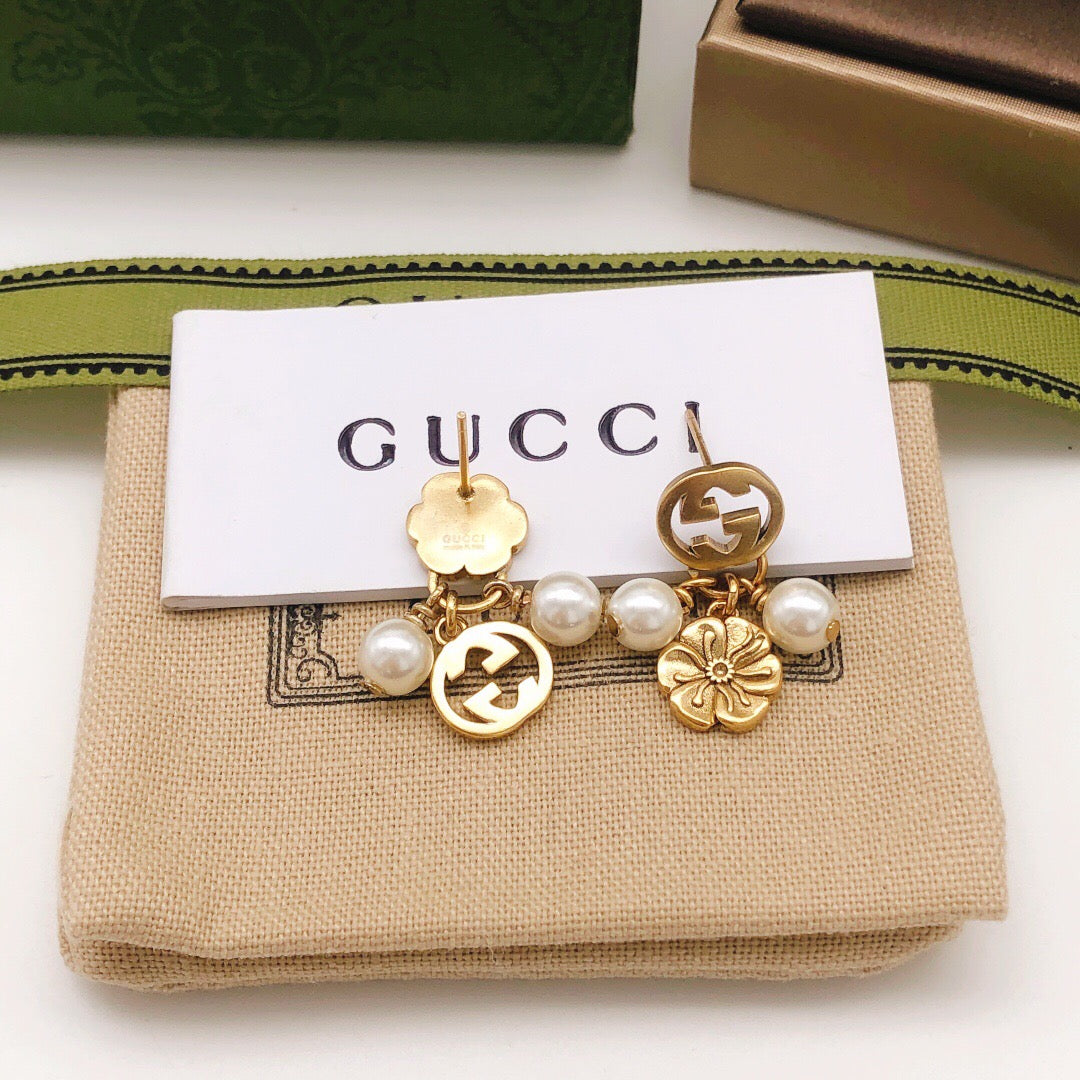 Floral Stud Earrings in Polished Metal-Tone – Design 005 detail view