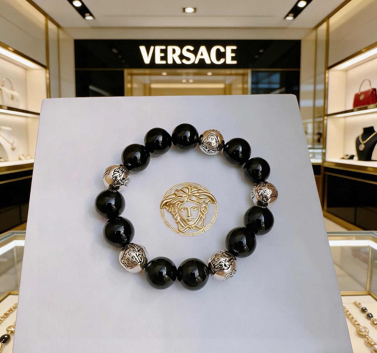 Medusa Head Beaded Bracelet with Agate-Style Beads – Rock-Inspired main product view