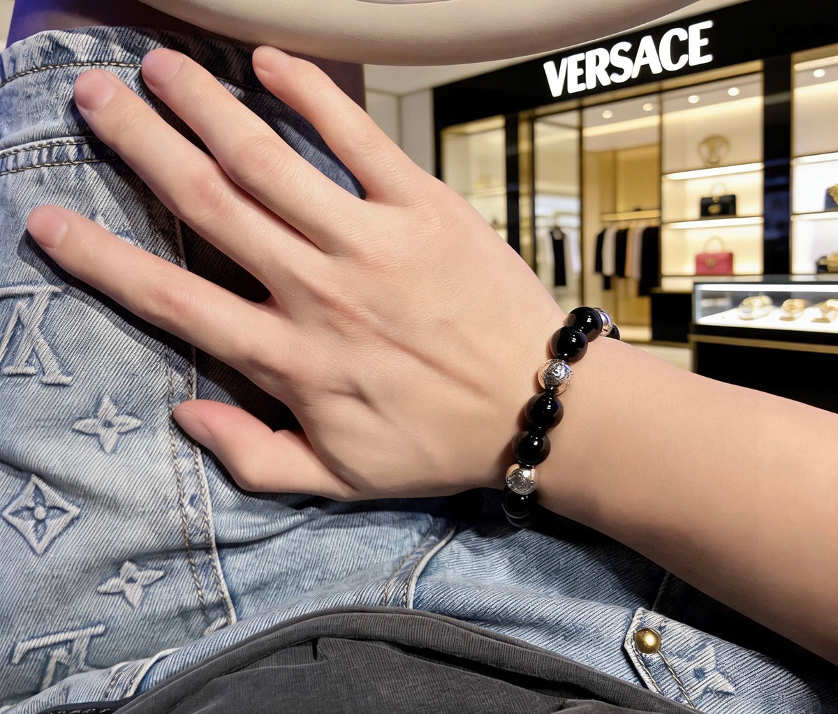 Medusa Head Beaded Bracelet with Agate-Style Beads – Rock-Inspired side detail