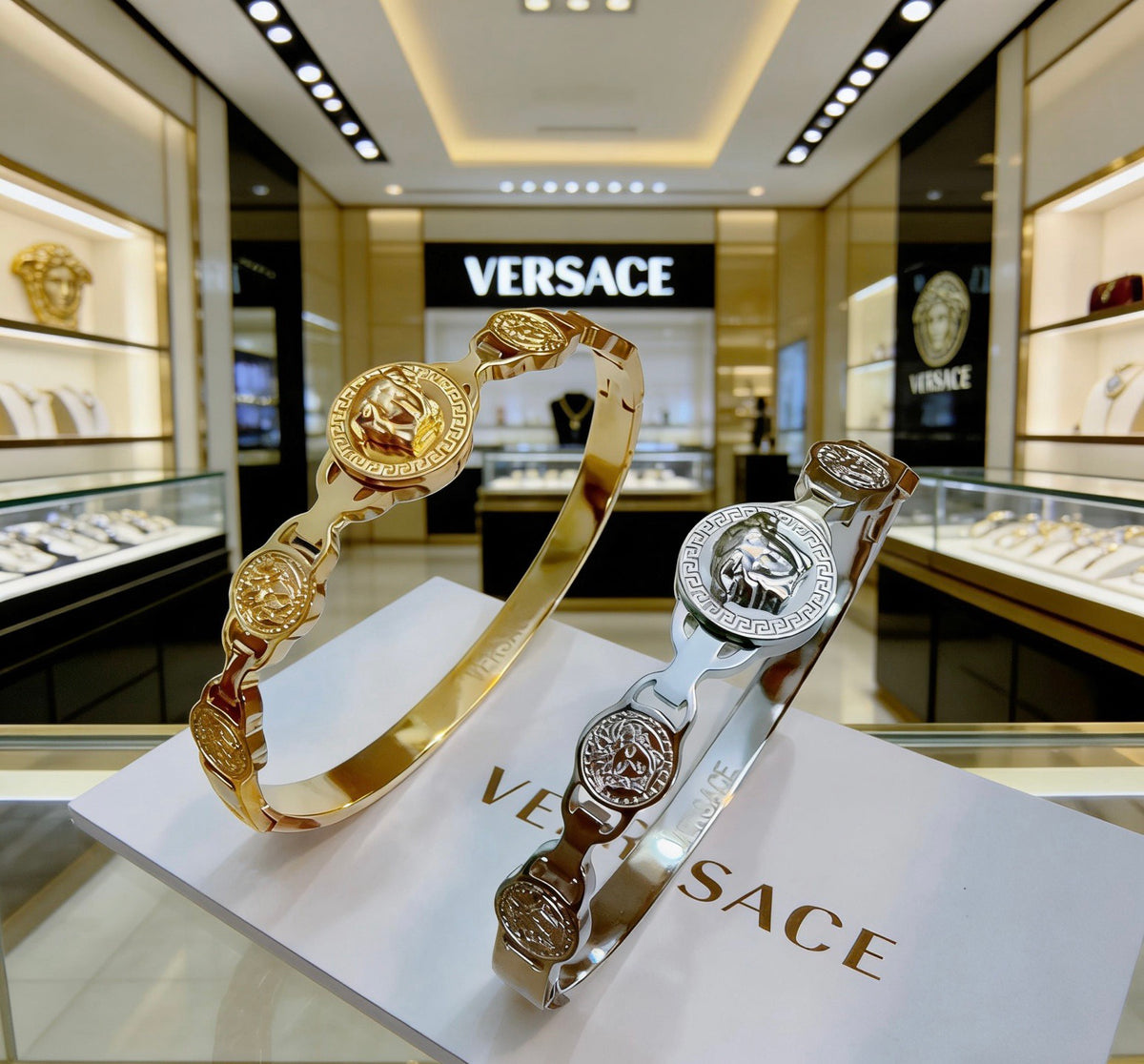 Medusa Head Statement Bracelet in Polished Metal-Tone – Design 03 detail view