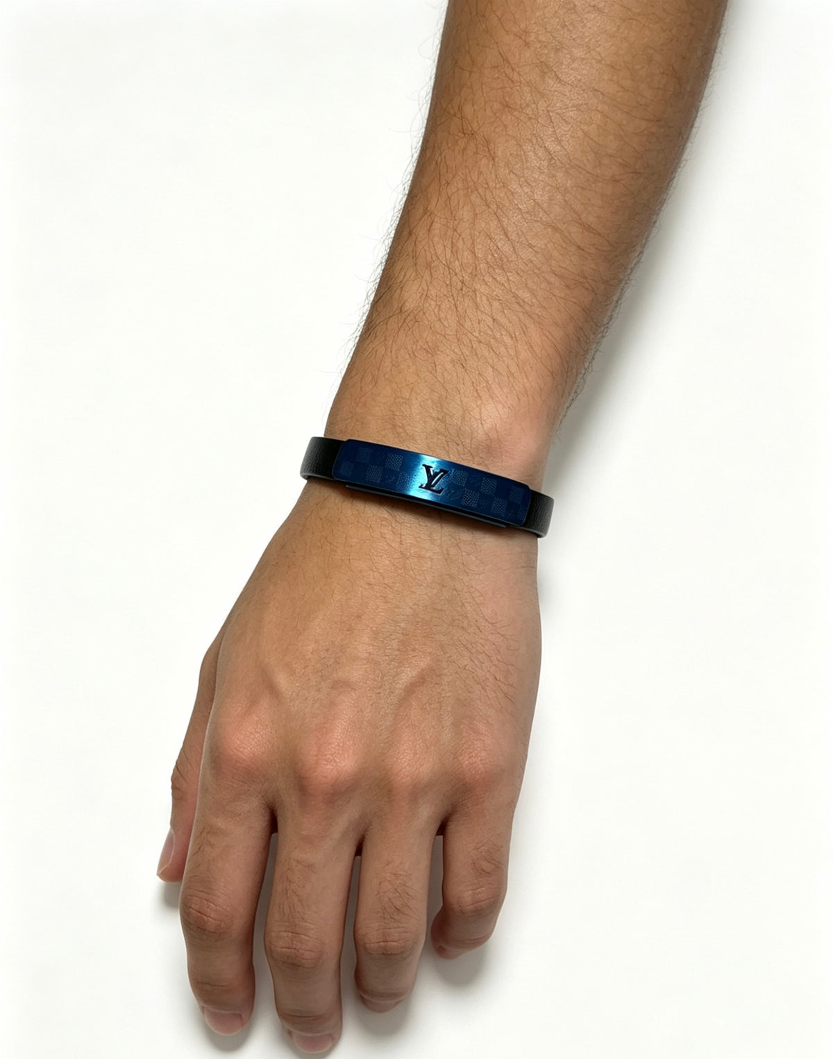 Chain Bangle in Silver-Tone – Blue Detail – Design 002 side detail