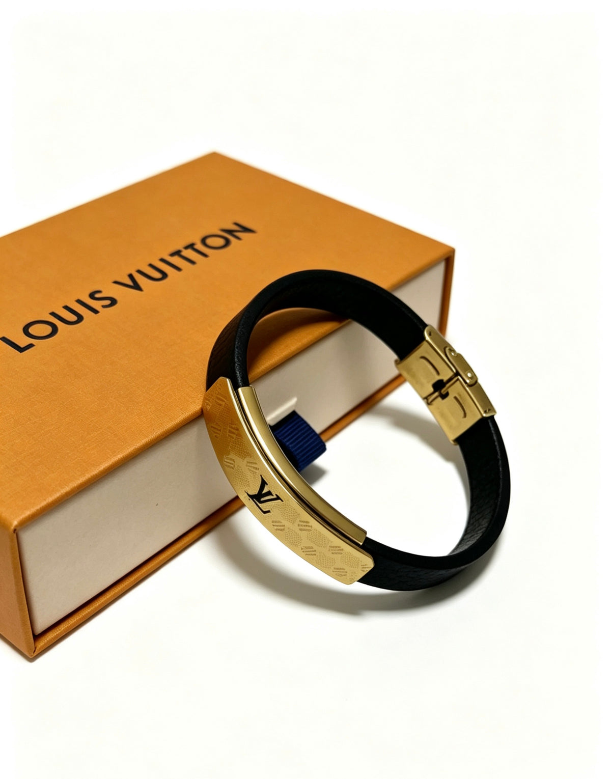 Chain Bangle in Silver-Tone – Blue Detail side detail