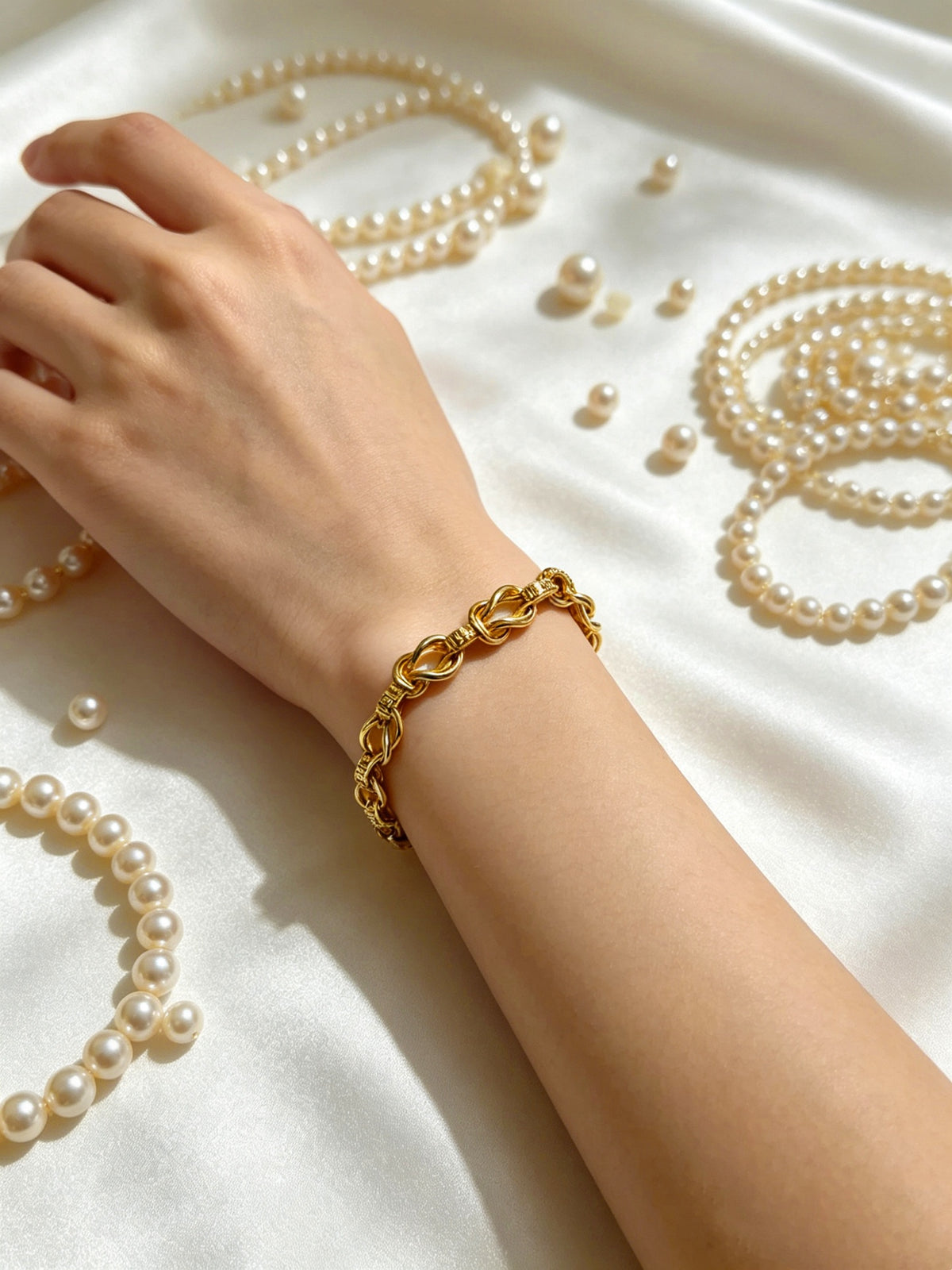 Cross Cuban-Link Bracelet in Antique Silver-Tone – Cuban Link – Design 13 front product view