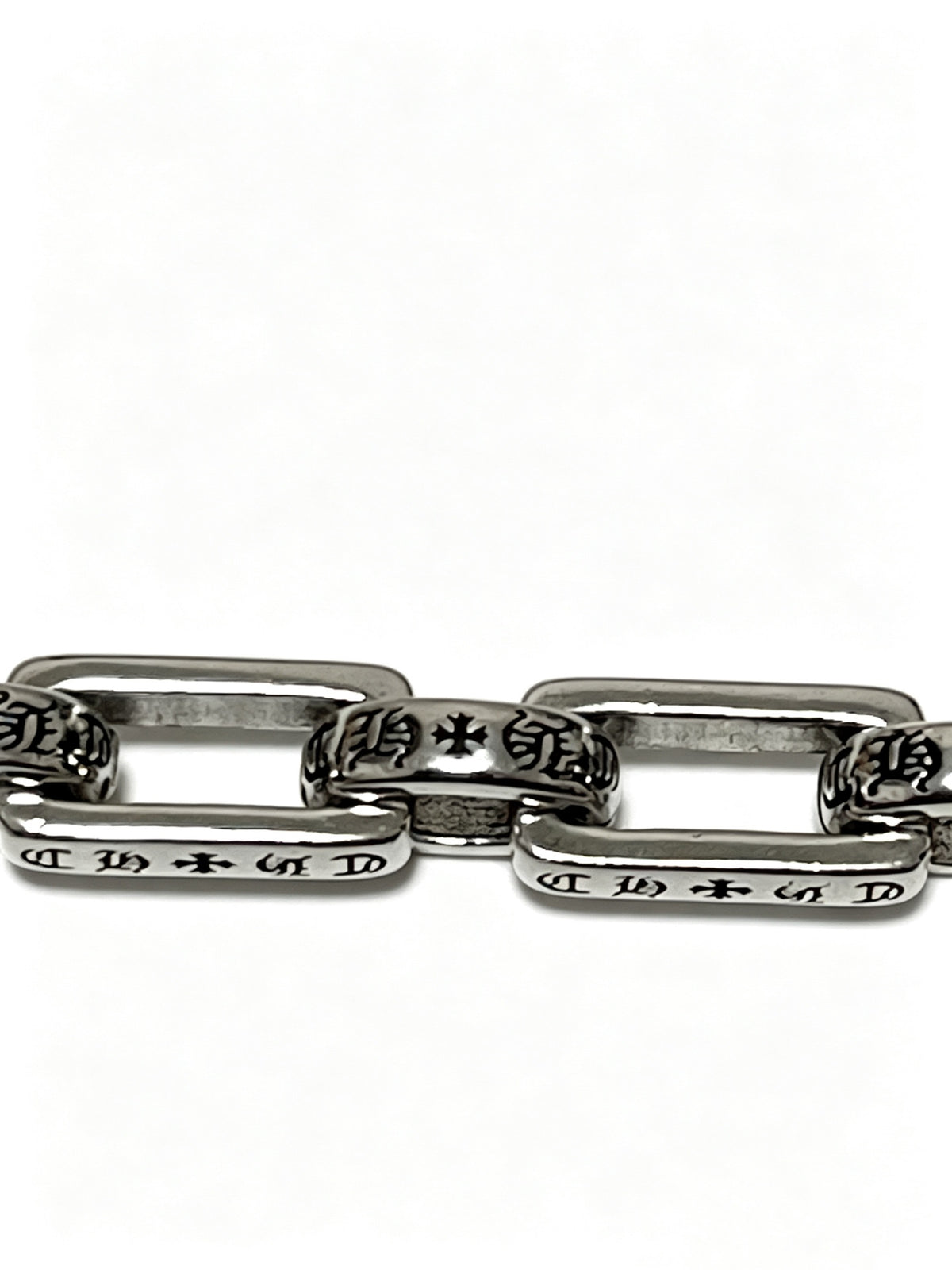 Cross Pendant Necklace in Antique Silver-Tone – Design 05 side detail