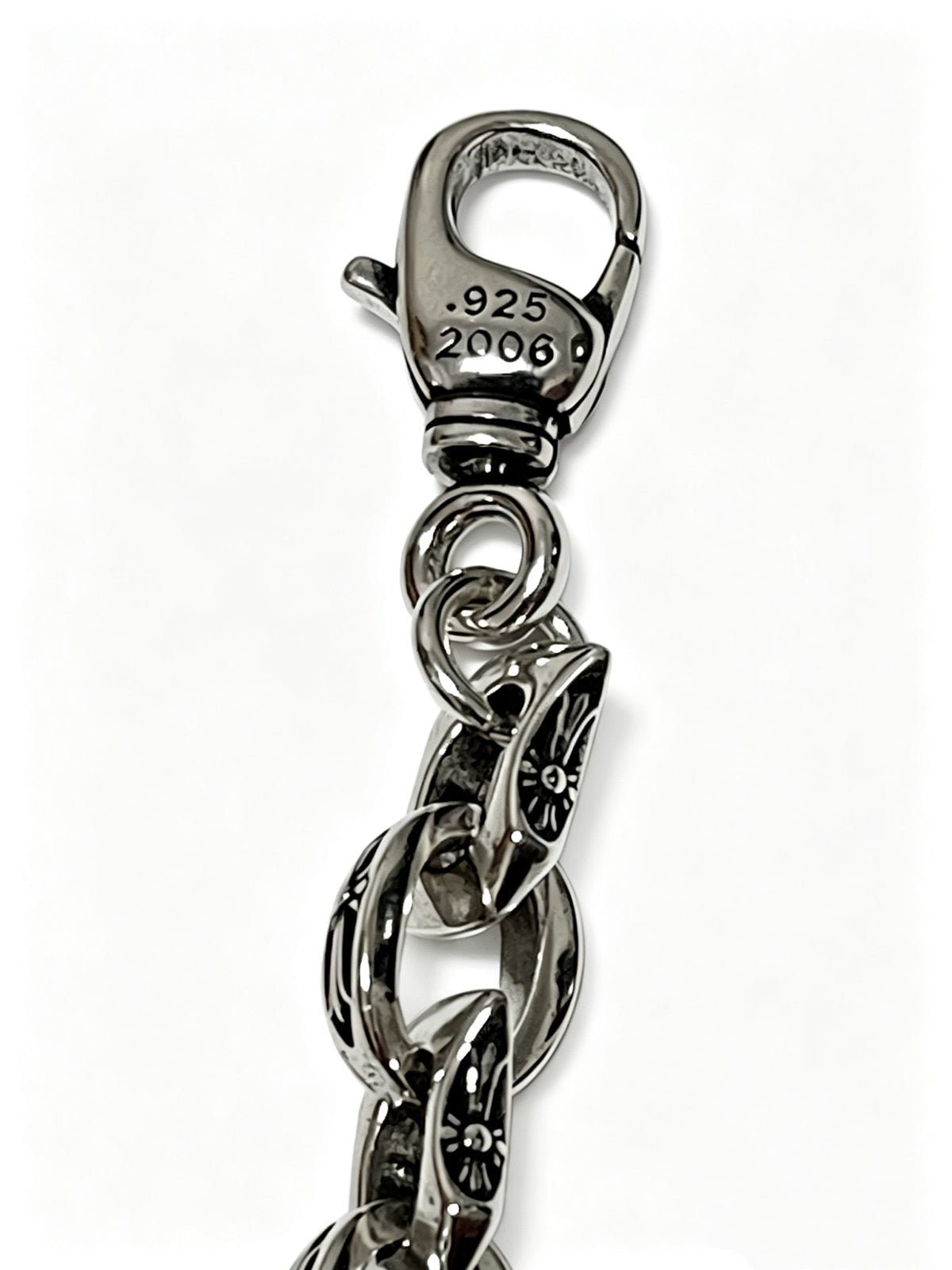 Signature Emblem Bracelet in Polished Metal-Tone – Design 015 side detail