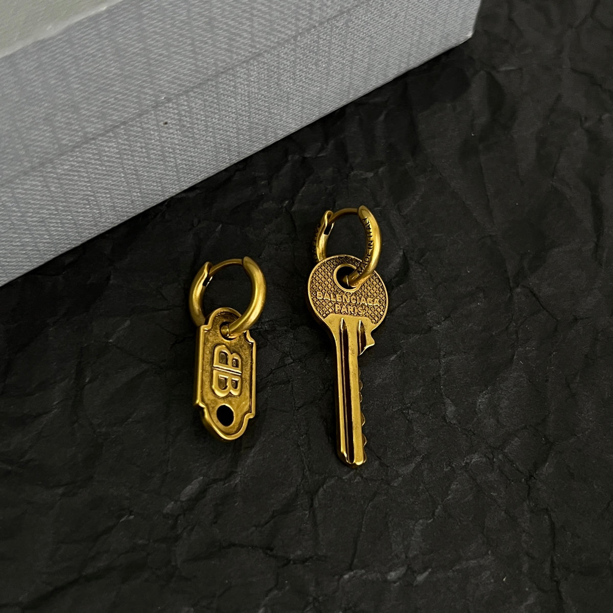 Ring Motif Statement Earrings in Polished Metal-Tone – Design 001 side detail