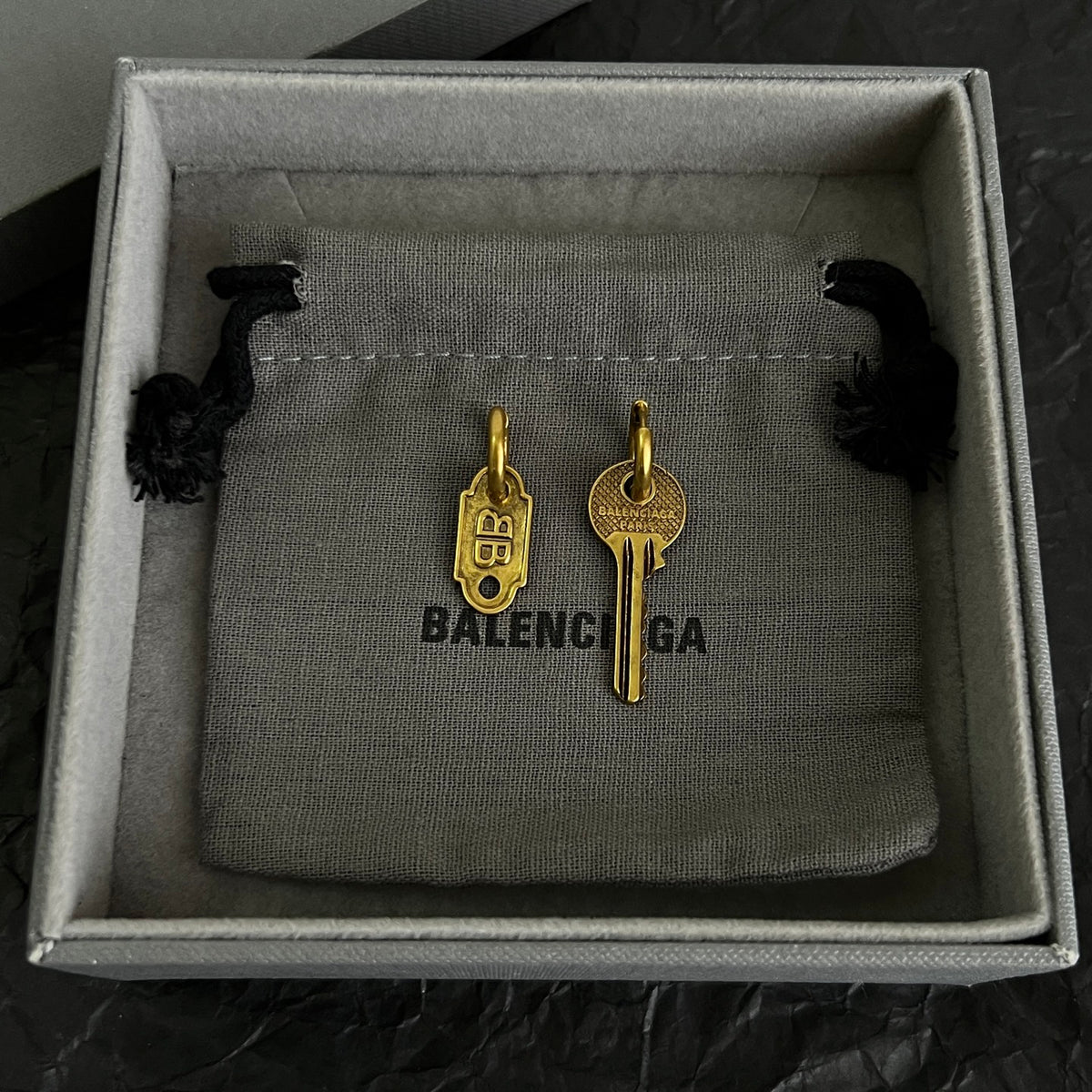 Ring Motif Statement Earrings in Polished Metal-Tone – Design 001 close-up detail