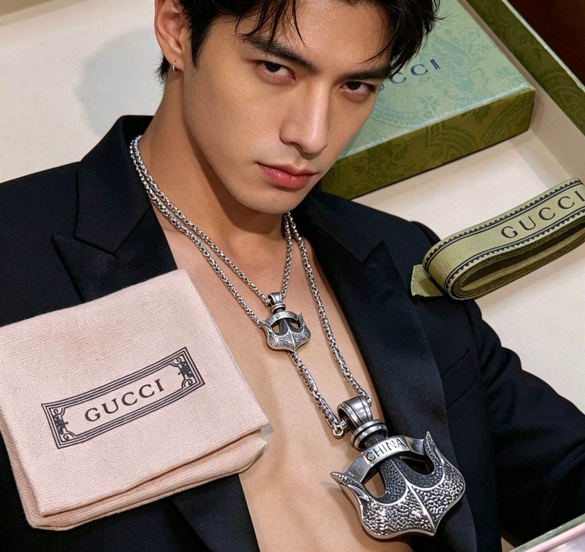 Double-G Emblem Pendant Necklace in Polished Metal-Tone – Design 043 detail view