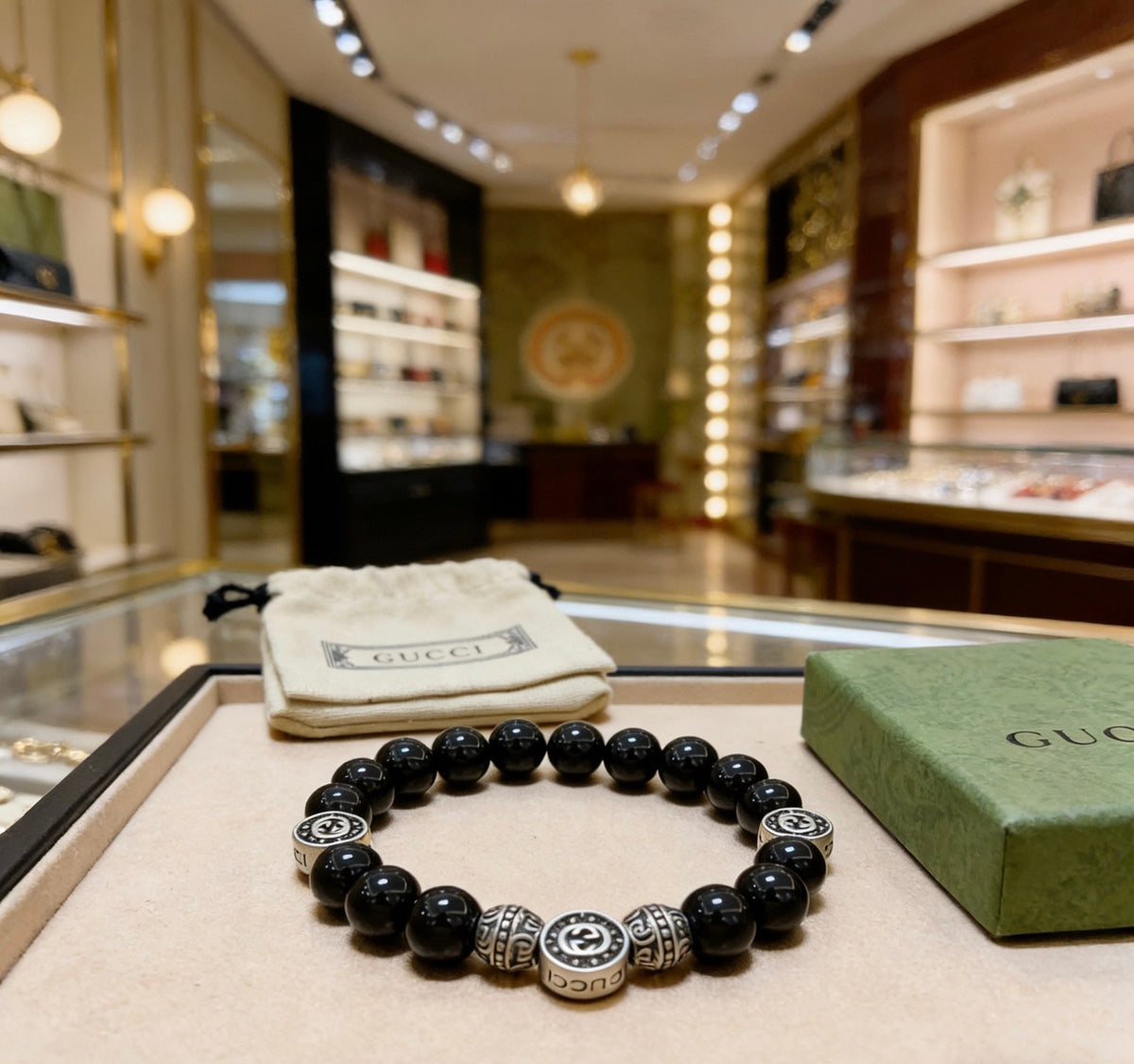 Double-G Emblem Beaded Bracelet in Polished Metal-Tone – Agate Detail – Design 009 side detail