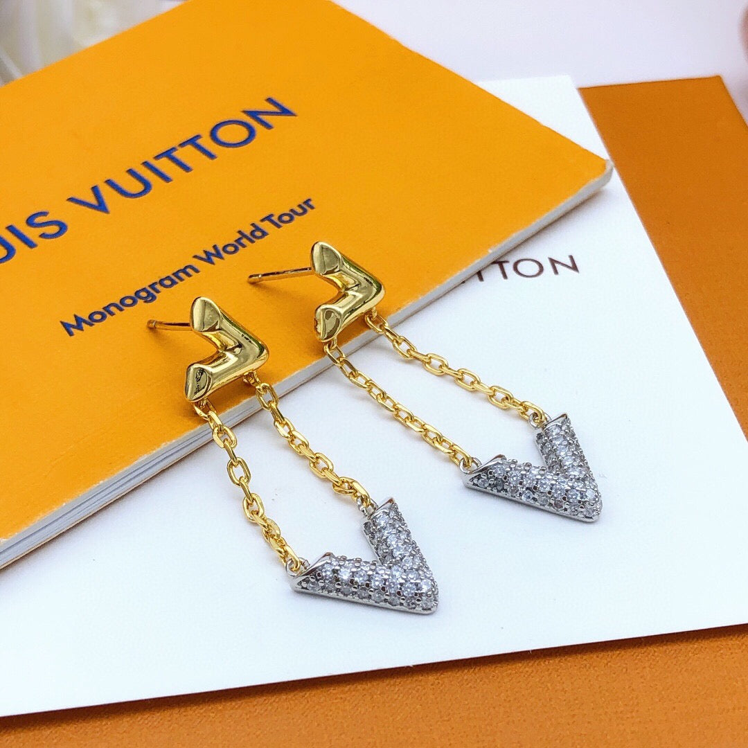 Geometric Emblem Stud Earrings in Gold-Tone – Design 007 side detail