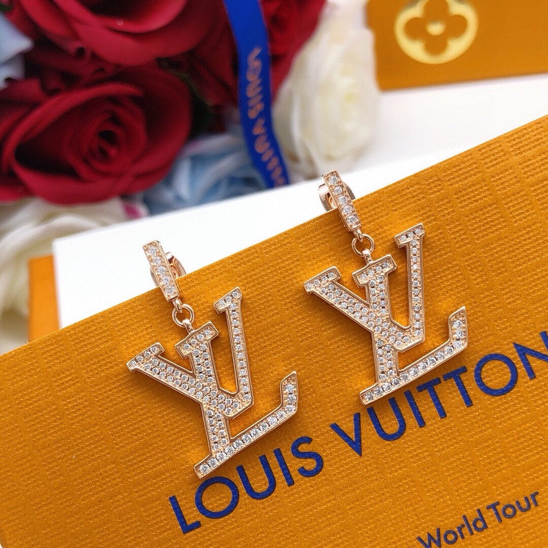 Geometric Emblem Pendant in Rose-Gold-Tone close-up detail