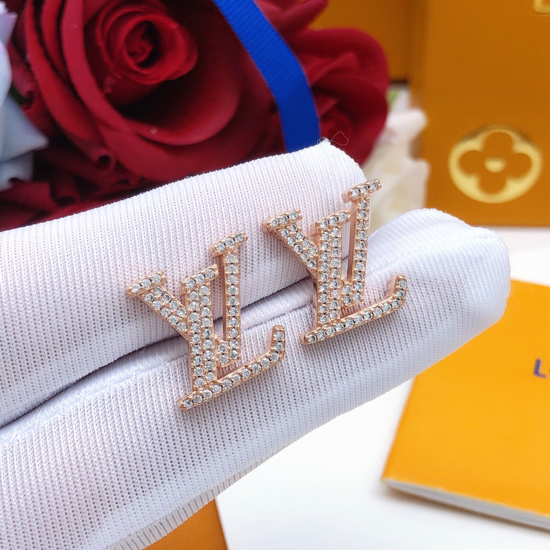 Letter Emblem Stud Earrings in Silver-Tone – Silver Detail close-up detail
