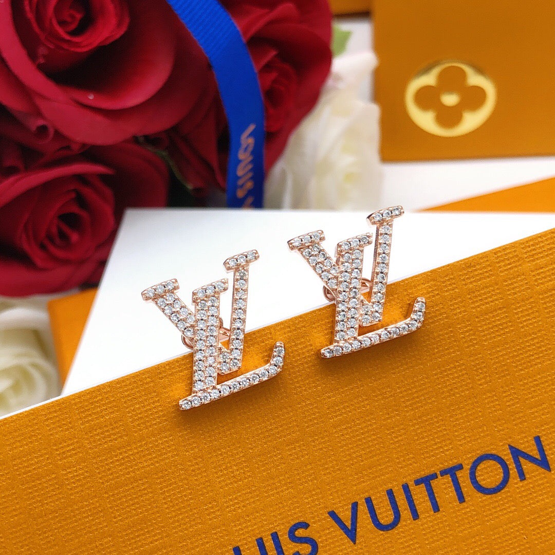 Letter Emblem Stud Earrings in Silver-Tone – Silver Detail styled product view