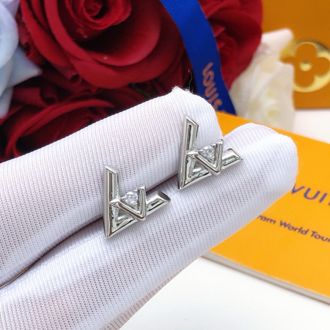 Geometric Emblem Stud Earrings in Silver-Tone – Silver Detail – Design 004 close-up detail