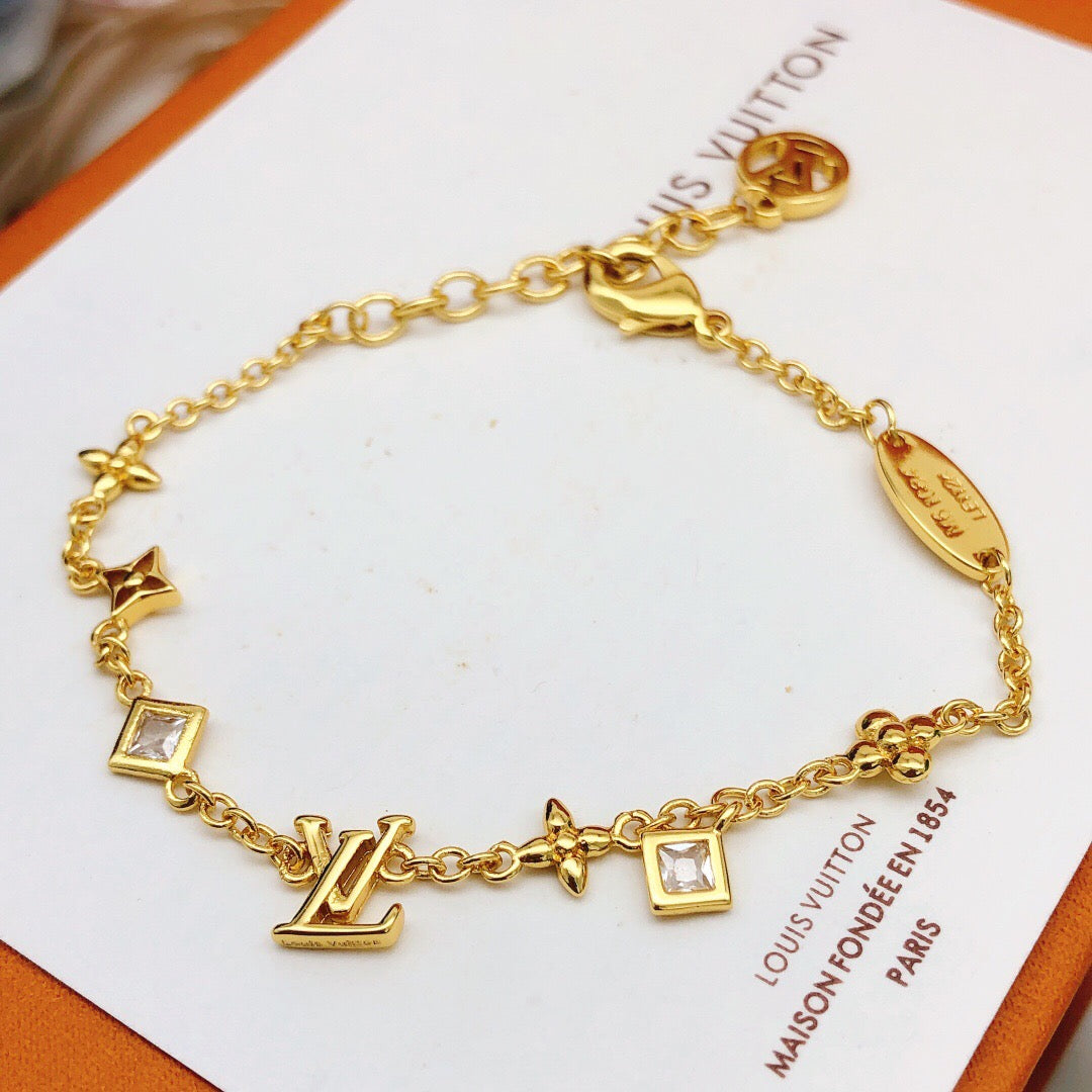 Geometric Emblem Bracelet in Gold-Tone – Design 015 main product view