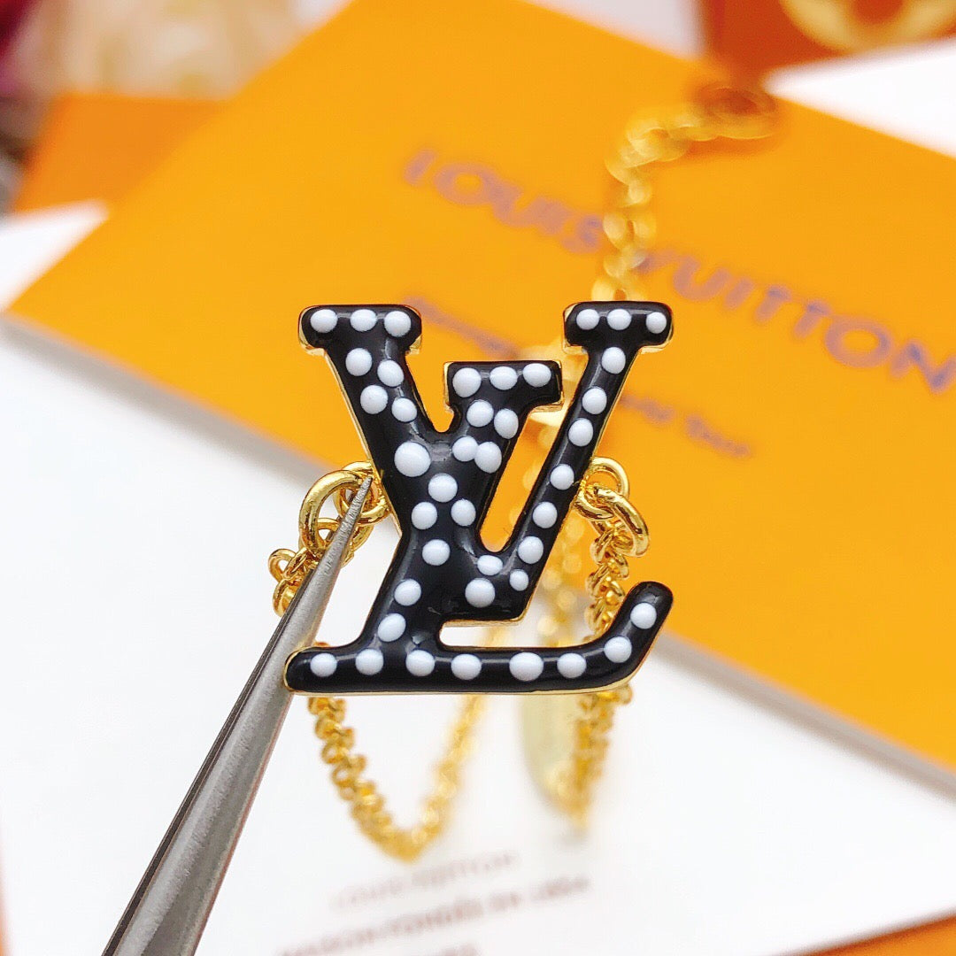 Geometric Emblem Bracelet in Gold-Tone – Black Detail – Design 002 side detail