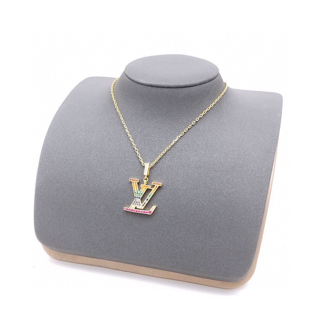 Geometric Emblem Pendant Necklace in Gold-Tone – Design 014 close-up detail