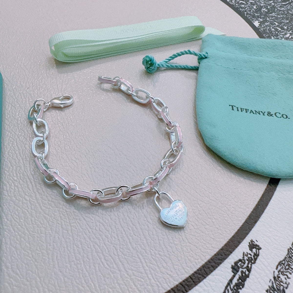 Signature Motif Bracelet in Silver-Tone – Vintage Detail – Design 16 main product view