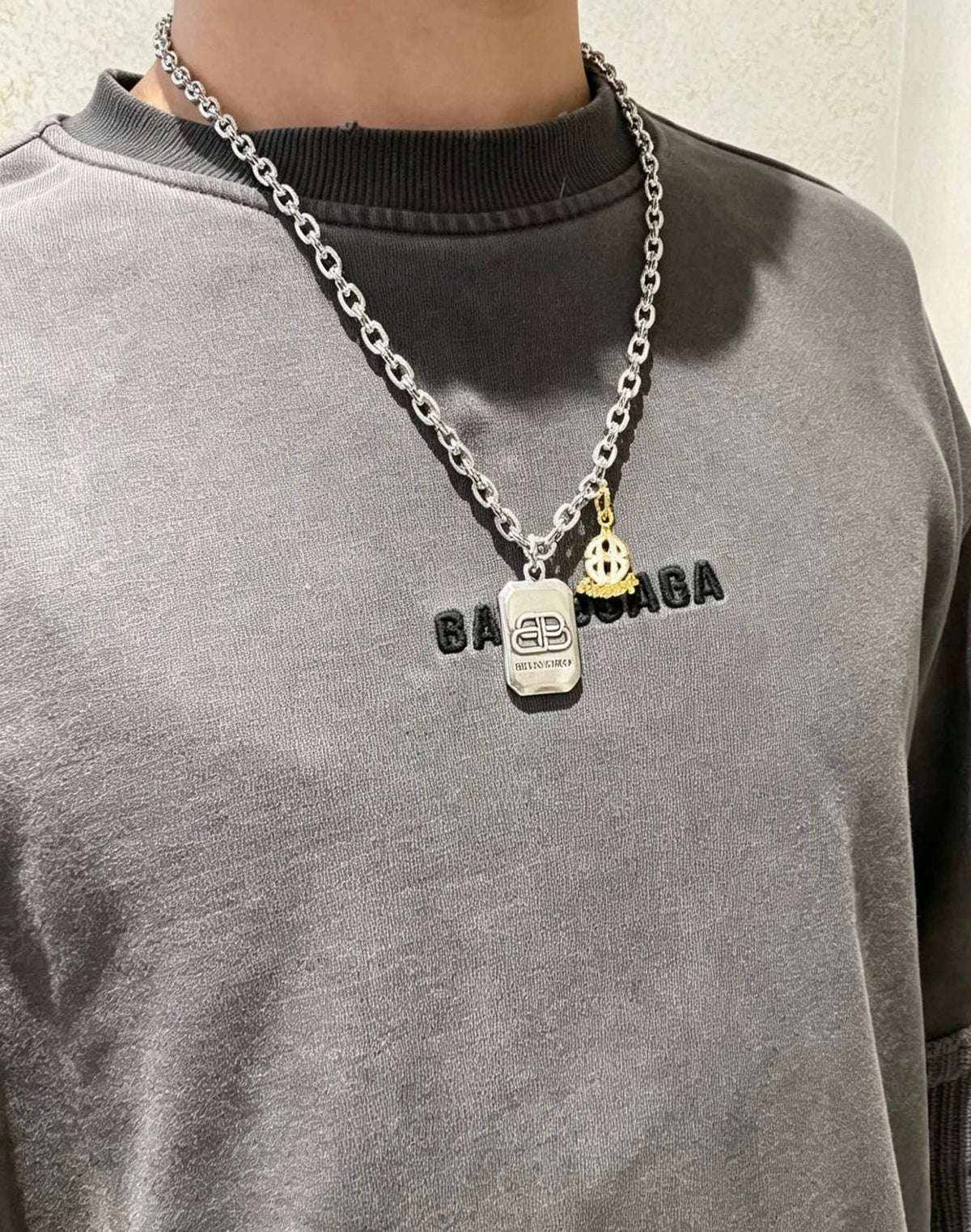 Geometric Emblem Pendant Necklace in Polished Metal-Tone – Vintage Detail – Design 006 detail view