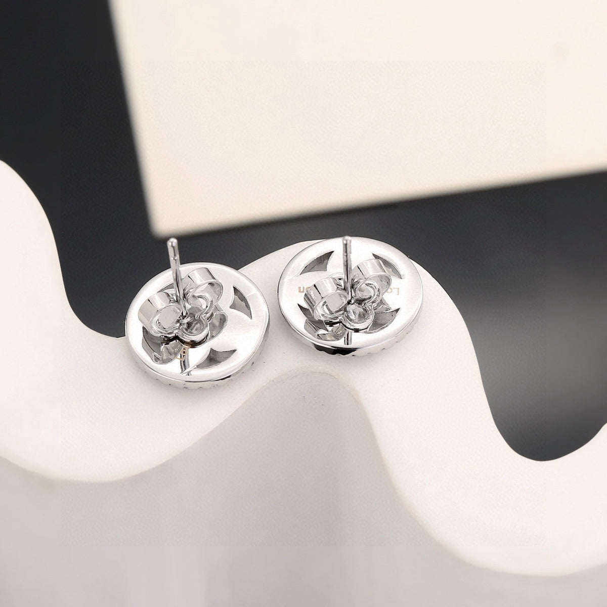 Geometric Emblem Stud Earrings in Polished Metal-Tone – Design 002 side detail