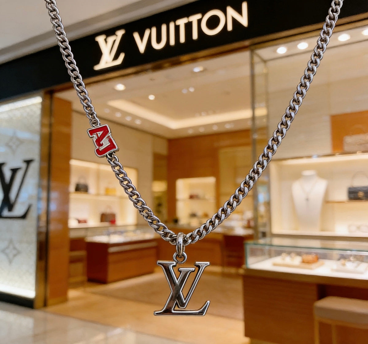 Chain Pendant Necklace in Silver-Tone – Design 002 front product view