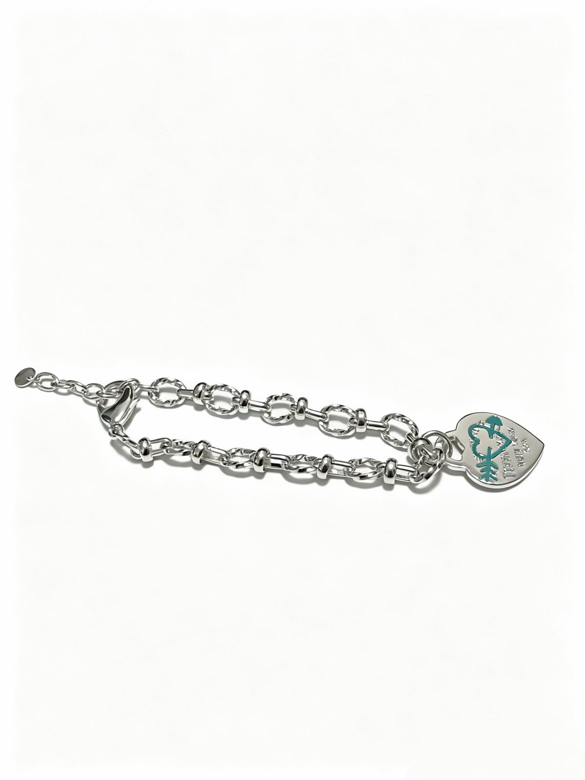 Signature Motif Bracelet in Silver-Tone – Vintage Detail – Design 07 detail view